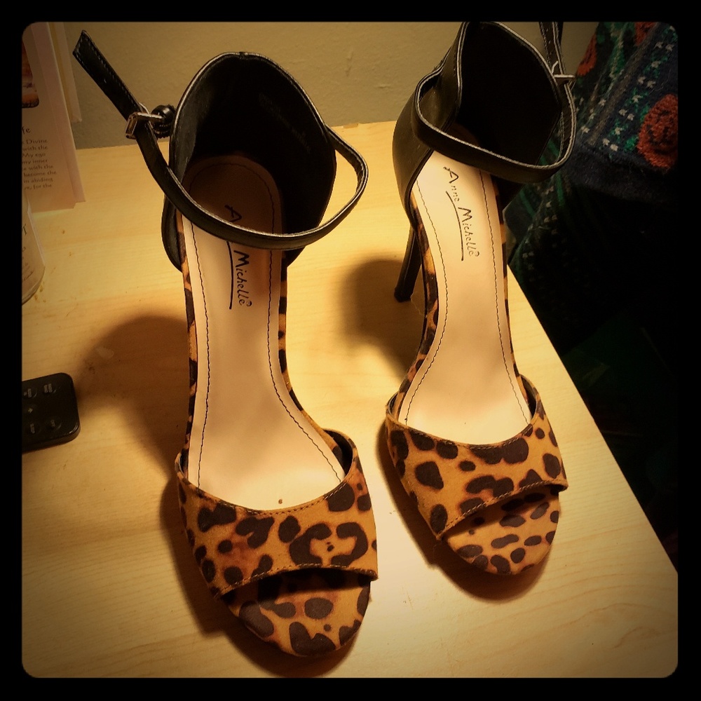 Cheetah printed peep toe heels